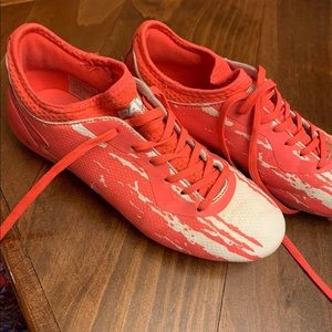 Womens soccer cleats